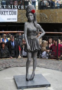 Amy-Winehouse-Statue-Rexv2